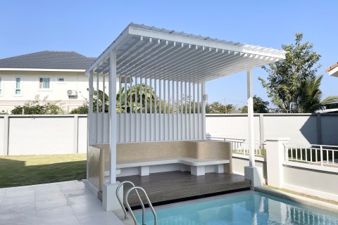 House in Chiang Mai, Thailand 4 bedrooms № 157940 - photo 7