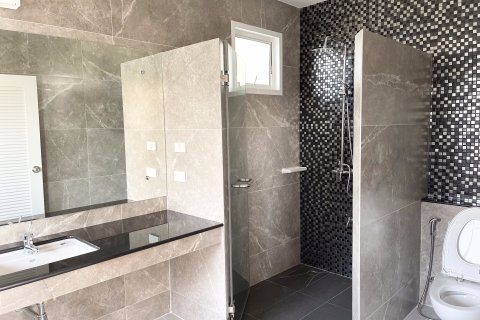 House in Chiang Mai, Thailand 4 bedrooms № 157940 - photo 18