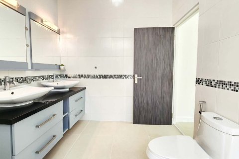 Вилла в Хуа Хине, Таиланд с 3 спальнями  № 157938 - фото 8