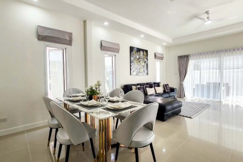 Вилла в Хуа Хине, Таиланд с 3 спальнями  № 157938 - фото 18