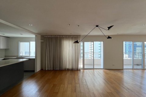 Condo à Sathon, Bangkok, Thaïlande, 4 chambres  № 157939 - photo 6