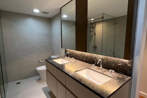 Condo à Sathon, Bangkok, Thaïlande, 4 chambres  № 157939 - photo 12