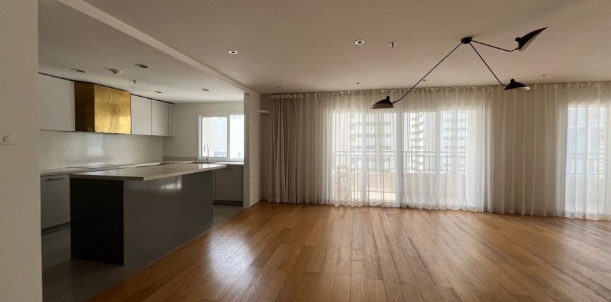 Condo à Sathon, Bangkok, Thaïlande, 4 chambres  № 157939