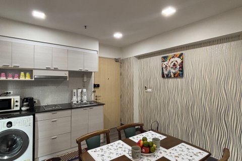 Studio dans le Condo à Huai Khwang, Bangkok, Thaïlande  № 135632 - photo 7