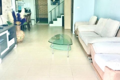 Townhouse in Kathu, Thailand 2 bedrooms № 135628 - photo 17