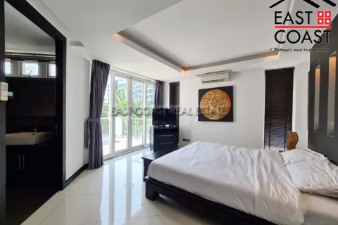 Casa de 4 dormitorios en Jomtien Beach, Pattaya, Tailandia № 212759 - foto 25