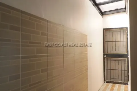 Casa de 3 dormitorios en Pattaya, Tailandia № 212761 - foto 12