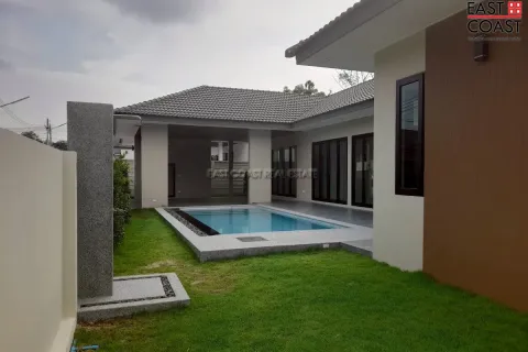 Casa de 3 dormitorios en Pattaya, Tailandia № 212765 - foto 3