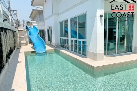Casa de 7 dormitorios en Jomtien Beach, Pattaya, Tailandia № 212762 - foto 10
