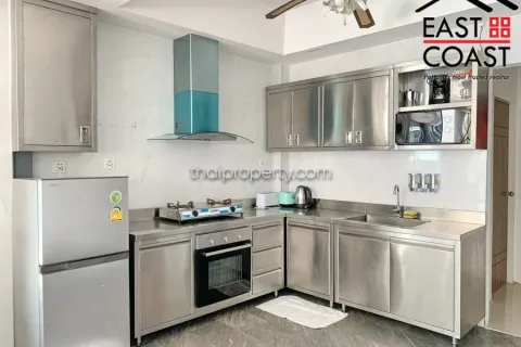 Casa de 7 dormitorios en Jomtien Beach, Pattaya, Tailandia № 212762 - foto 14