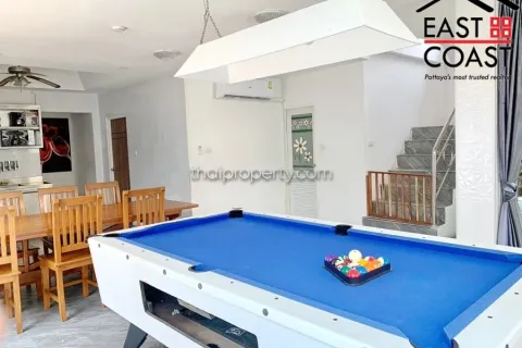 Casa de 7 dormitorios en Jomtien Beach, Pattaya, Tailandia № 212762 - foto 12