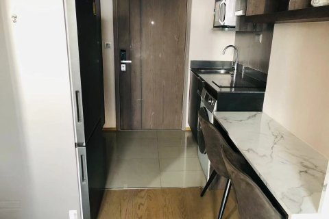 Studio dans le Condo à Bang Rak, Bangkok, Thaïlande  № 170598 - photo 2