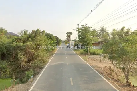 Land in Nakhon Pathom, Thailand 2556 sq.m. № 155167 - photo 2