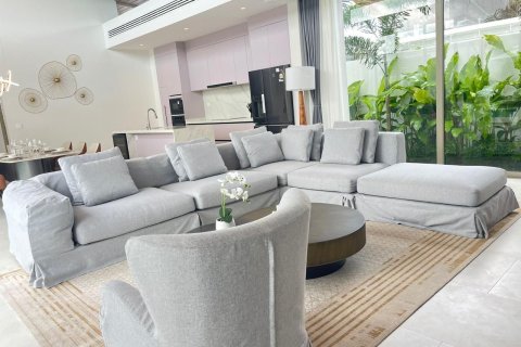 Villa in Phuket, Thailand 3 bedrooms № 155164 - photo 5