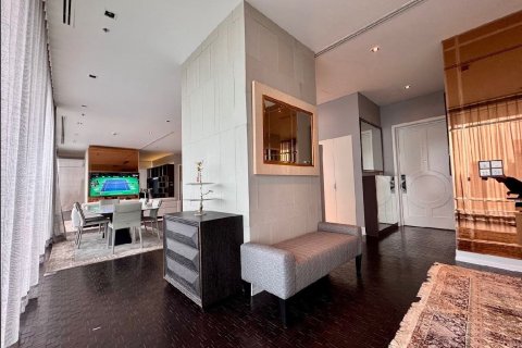 Condo in Bang Rak, Bangkok, Thailand, 4 bedrooms № 155165 - photo 7