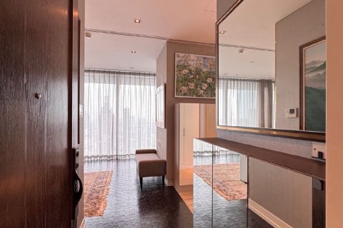 Condo in Bang Rak, Bangkok, Thailand, 4 bedrooms № 155165 - photo 4