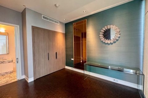 Condo in Bang Rak, Bangkok, Thailand, 4 bedrooms № 155165 - photo 19