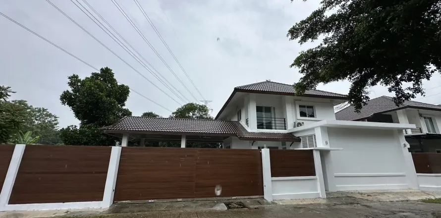 Дом в Сан-Сая, Таиланд с 4 спальнями № 155162