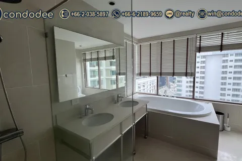 Condo in Khlong Toei, Bangkok, Thailand, 3 bedrooms № 201208 - photo 11