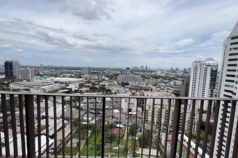 Condo in Khlong Toei, Bangkok, Thailand, 3 bedrooms № 201208 - photo 2