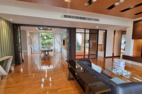 Condo à Khlong Toei, Bangkok, Thaïlande, 4 chambres № 201207 - photo 9