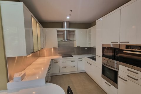 Condo à Khlong Toei, Bangkok, Thaïlande, 4 chambres № 201207 - photo 5