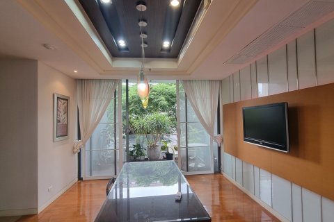 Condo à Khlong Toei, Bangkok, Thaïlande, 4 chambres № 201207 - photo 22