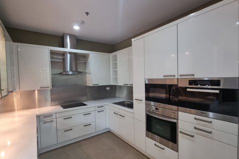 Condo à Khlong Toei, Bangkok, Thaïlande, 4 chambres № 201207 - photo 4