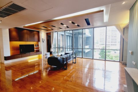 Condo à Khlong Toei, Bangkok, Thaïlande, 4 chambres № 201207 - photo 10