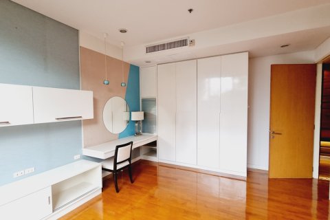 Condo à Khlong Toei, Bangkok, Thaïlande, 4 chambres № 201207 - photo 19