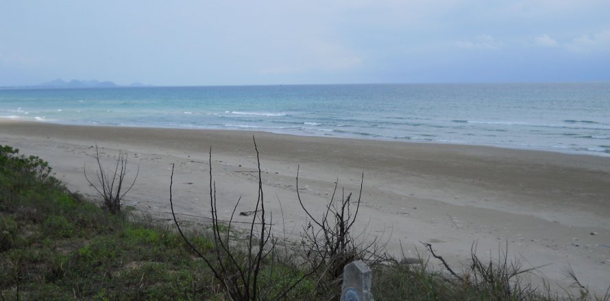 Terrain à Hua Hin, Thaïlande 1784 m2 № 153221