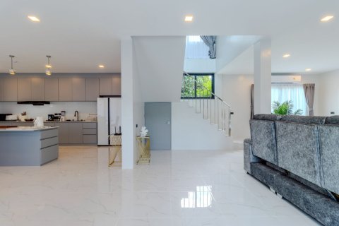 Villa in Phuket, Thailand 4 bedrooms № 153224 - photo 21