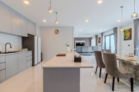 Villa in Phuket, Thailand 4 bedrooms № 153224 - photo 22