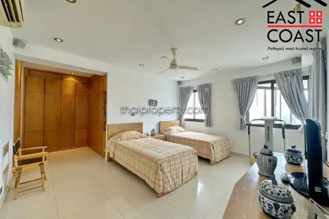Condominio de 3 dormitorios en Jomtien Beach, Pattaya, Tailandia № 212385 - foto 29