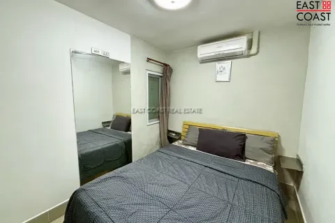 Casa de 5 dormitorios en Pattaya, Tailandia № 212382 - foto 10