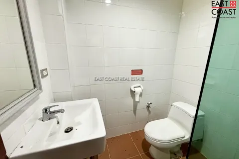 Casa de 5 dormitorios en Pattaya, Tailandia № 212382 - foto 18
