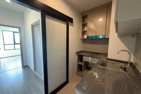 Condo in Bangkok, Thailand, 2 bedrooms  № 158925 - photo 4