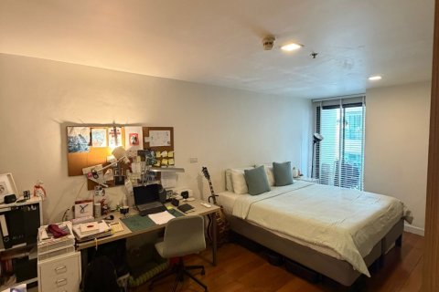 Кондоминиум с 2 спальнями в Ваттхане, Бангкок, Таиланд № 173211 - фото 4