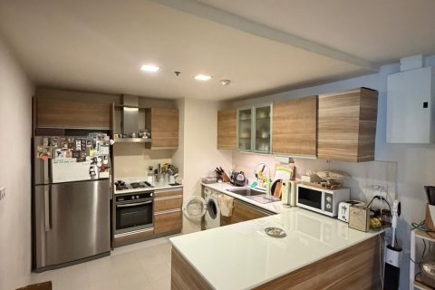 Кондоминиум с 2 спальнями в Ваттхане, Бангкок, Таиланд № 173211 - фото 3