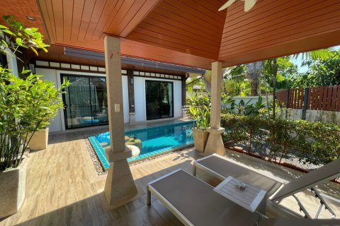 Villa in Phuket, Thailand 3 bedrooms № 173214 - photo 2