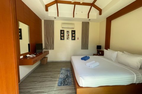 Villa in Phuket, Thailand 3 bedrooms № 173214 - photo 8