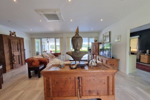 Villa in Hua Hin, Thailand 3 bedrooms № 163553 - photo 9