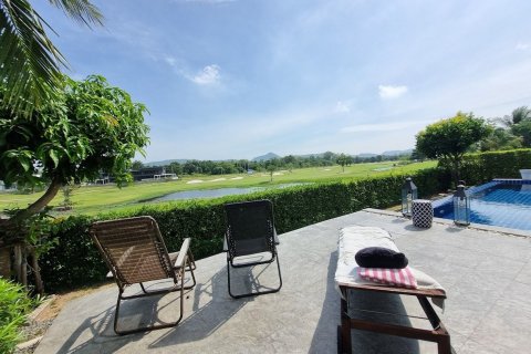Villa in Hua Hin, Thailand 3 bedrooms № 163553 - photo 7