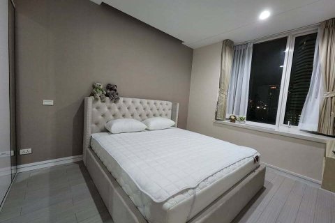 Condo in Huai Khwang, Bangkok, Thailand, 2 bedrooms  № 163557 - photo 3