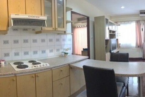 Studio in the Condo in Khlong Toei, Bangkok, Thailand  № 161382 - photo 14