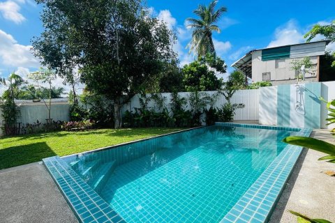 Villa in Phuket, Thailand 3 bedrooms № 169156 - photo 2