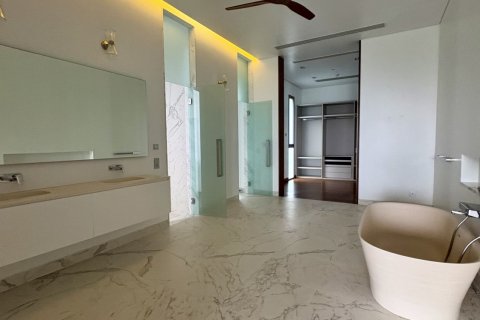 Penthouse in Phuket, Thailand 4 bedrooms № 169154 - photo 24