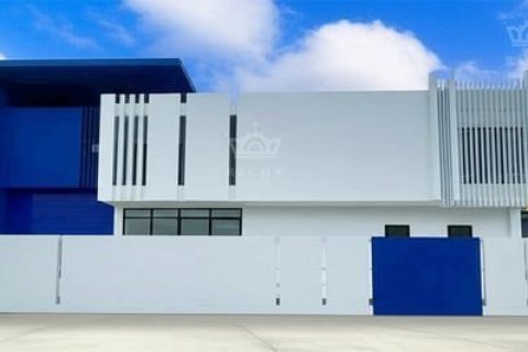 Warehouse in Samut Sakhon, Thailand № 169153 - photo 3