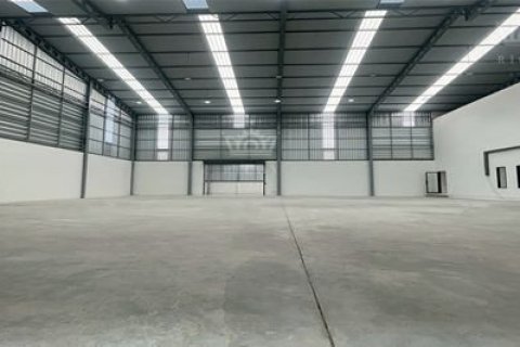 Warehouse in Samut Sakhon, Thailand № 169153 - photo 12