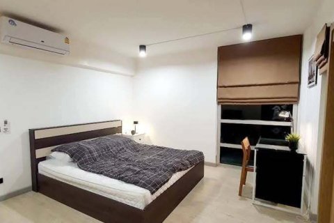 Condo in Pak Kret, Thailand, 2 bedrooms  № 169151 - photo 3